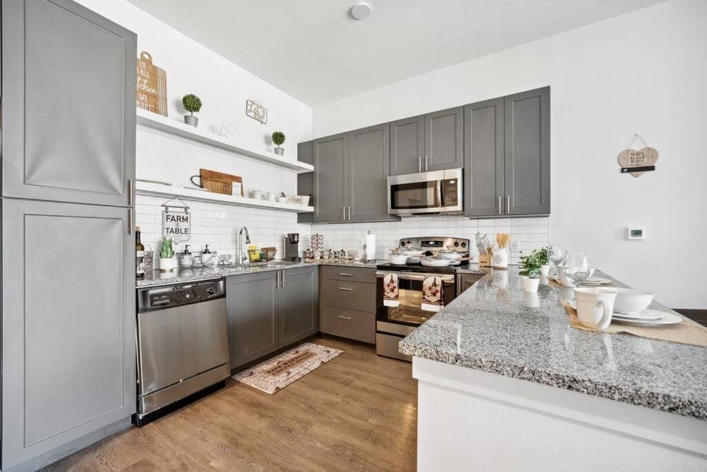 Luxurious 1Bd Apt In Austin Suburb 普弗拉热维尔 外观 照片