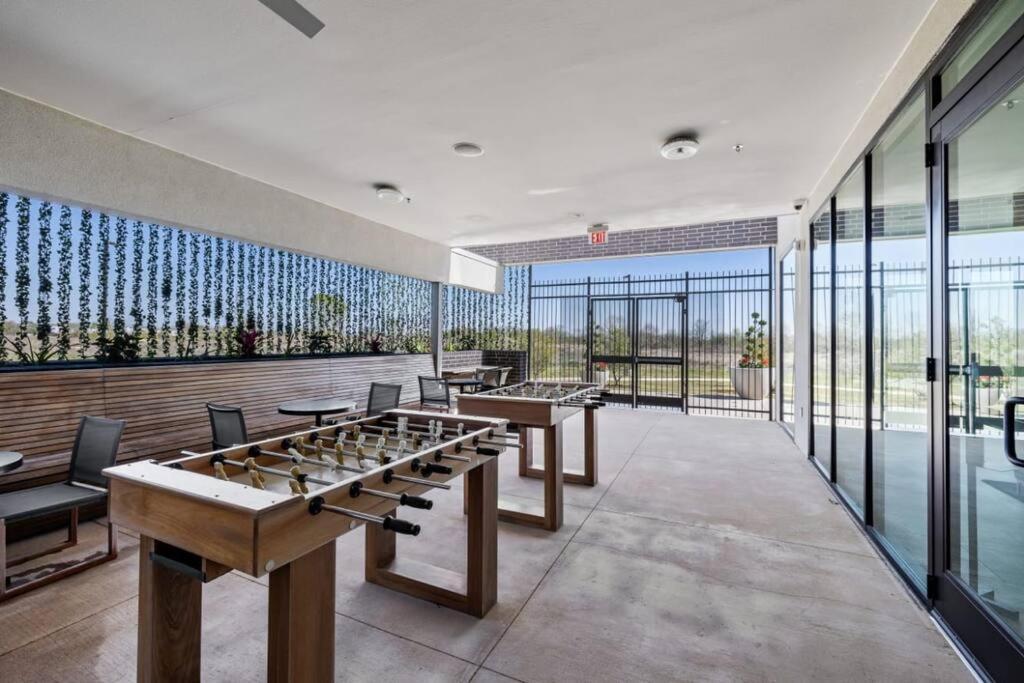 Luxurious 1Bd Apt In Austin Suburb 普弗拉热维尔 外观 照片