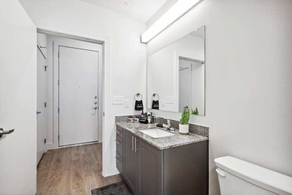 Luxurious 1Bd Apt In Austin Suburb 普弗拉热维尔 外观 照片